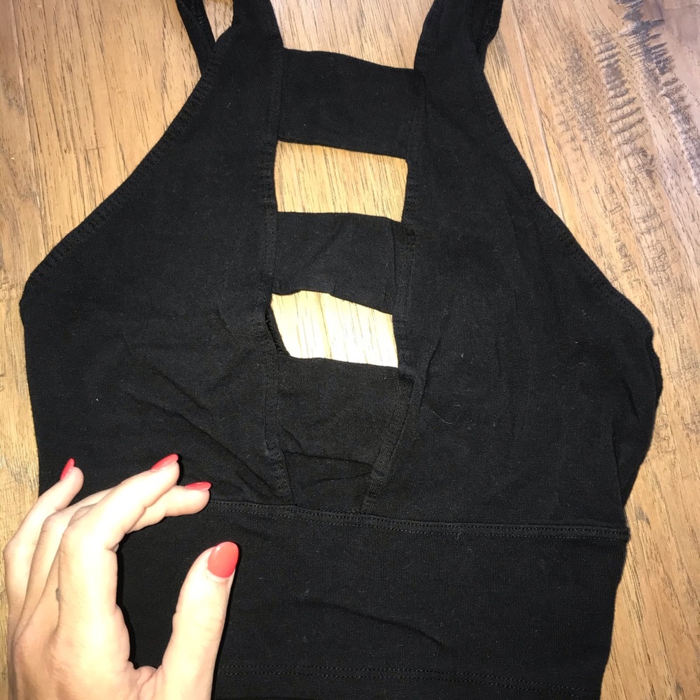 Black crop top